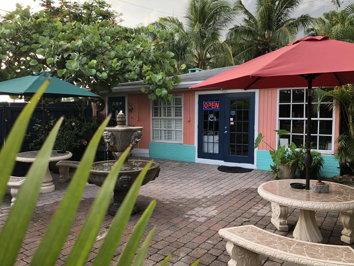 Calypso Inn Wilton Gay Male Resort Wilton Manors Exterior photo