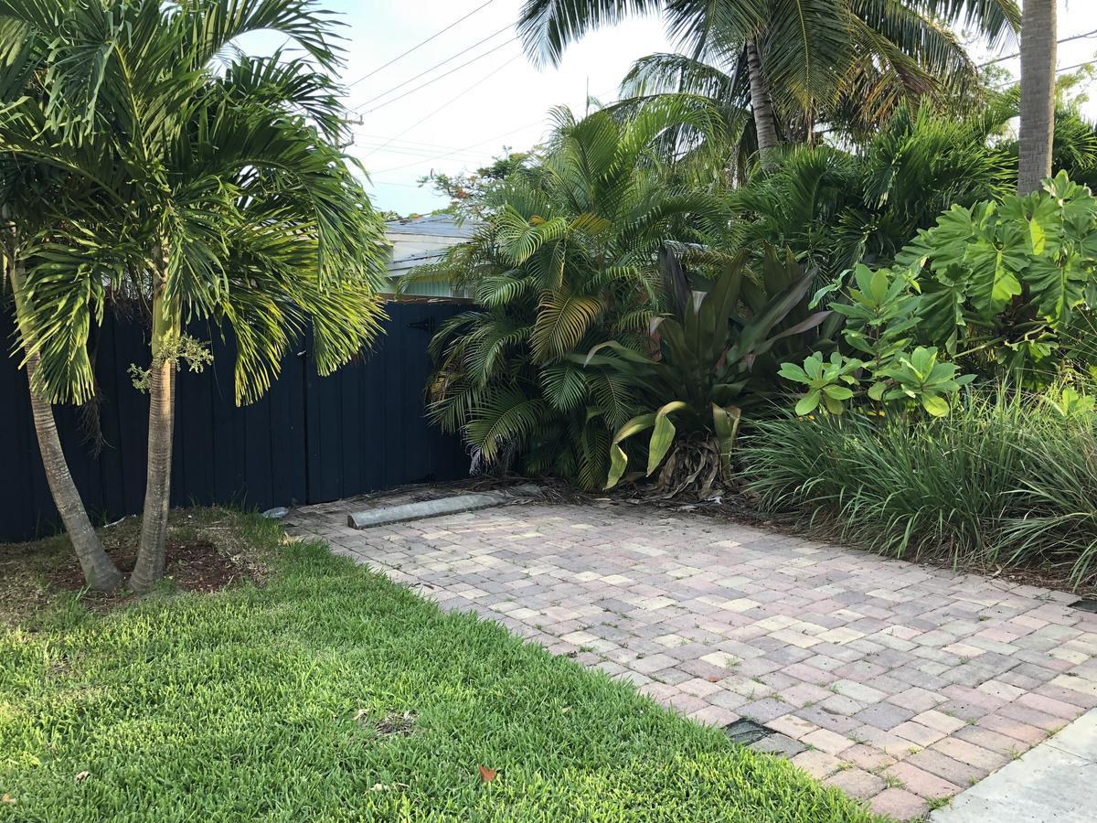 Calypso Inn Wilton Gay Male Resort Wilton Manors Exterior photo