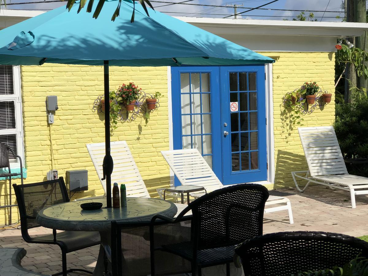 Calypso Inn Wilton Gay Male Resort Wilton Manors Exterior photo